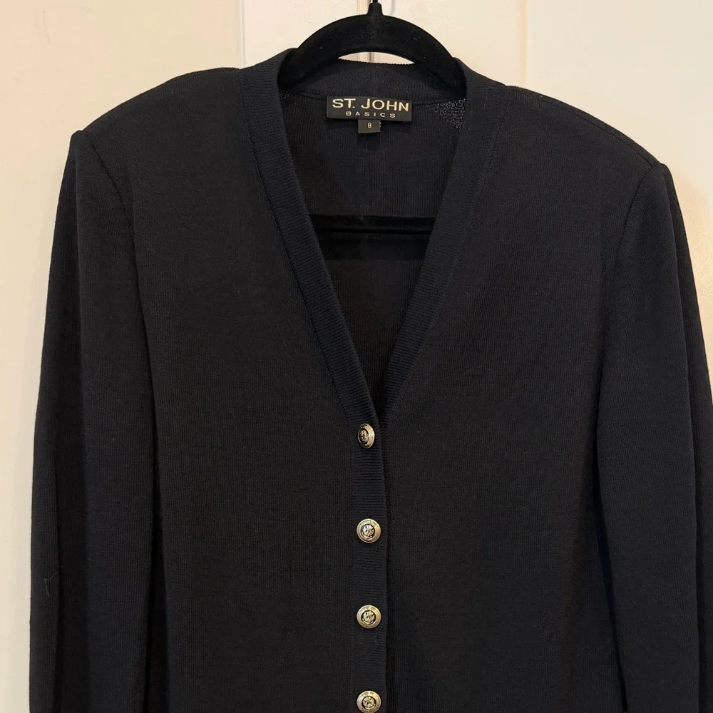 St John Basics Black Knit V-Neck Button Cardigan Sz 8 Quiet Luxury Capsule Chic